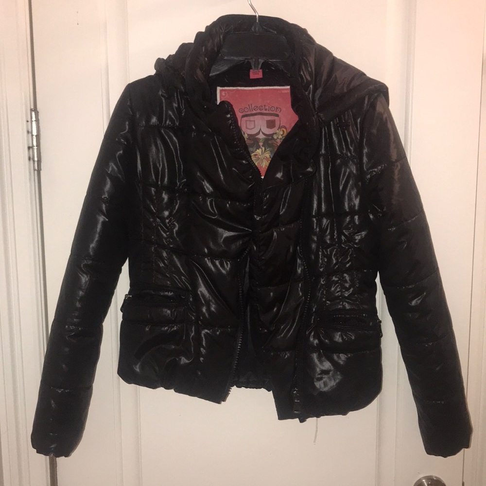 Black puffer jacket